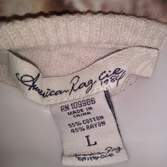 Cardigan - Picture 2 of 2